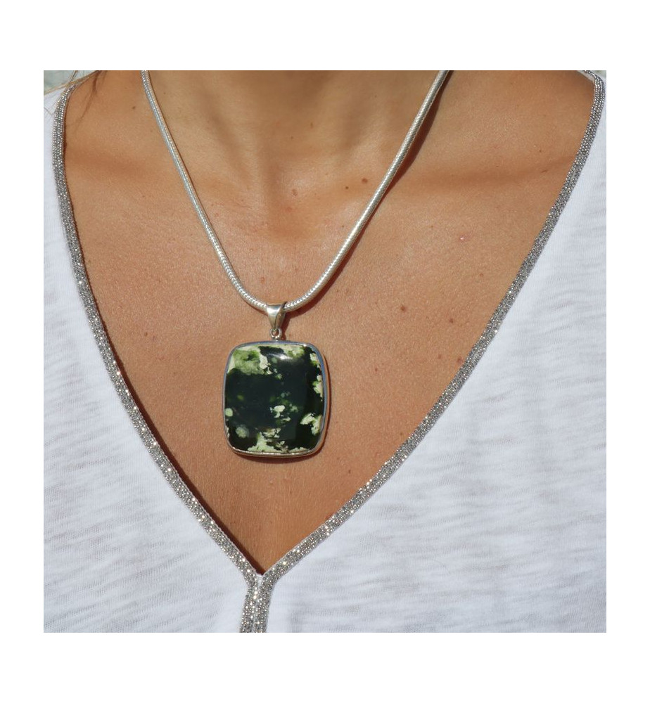 pendentif calcédoine