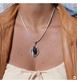 pendentif fossile femme