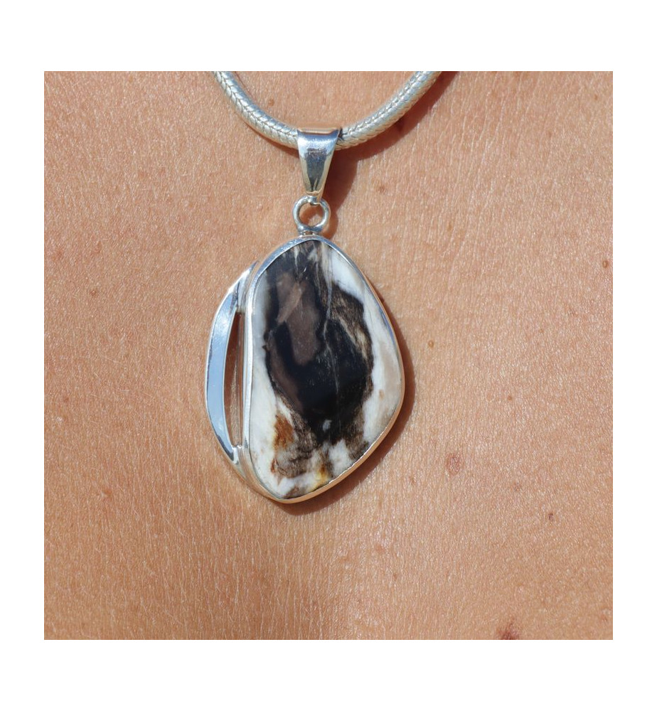 pendentif fossile homme