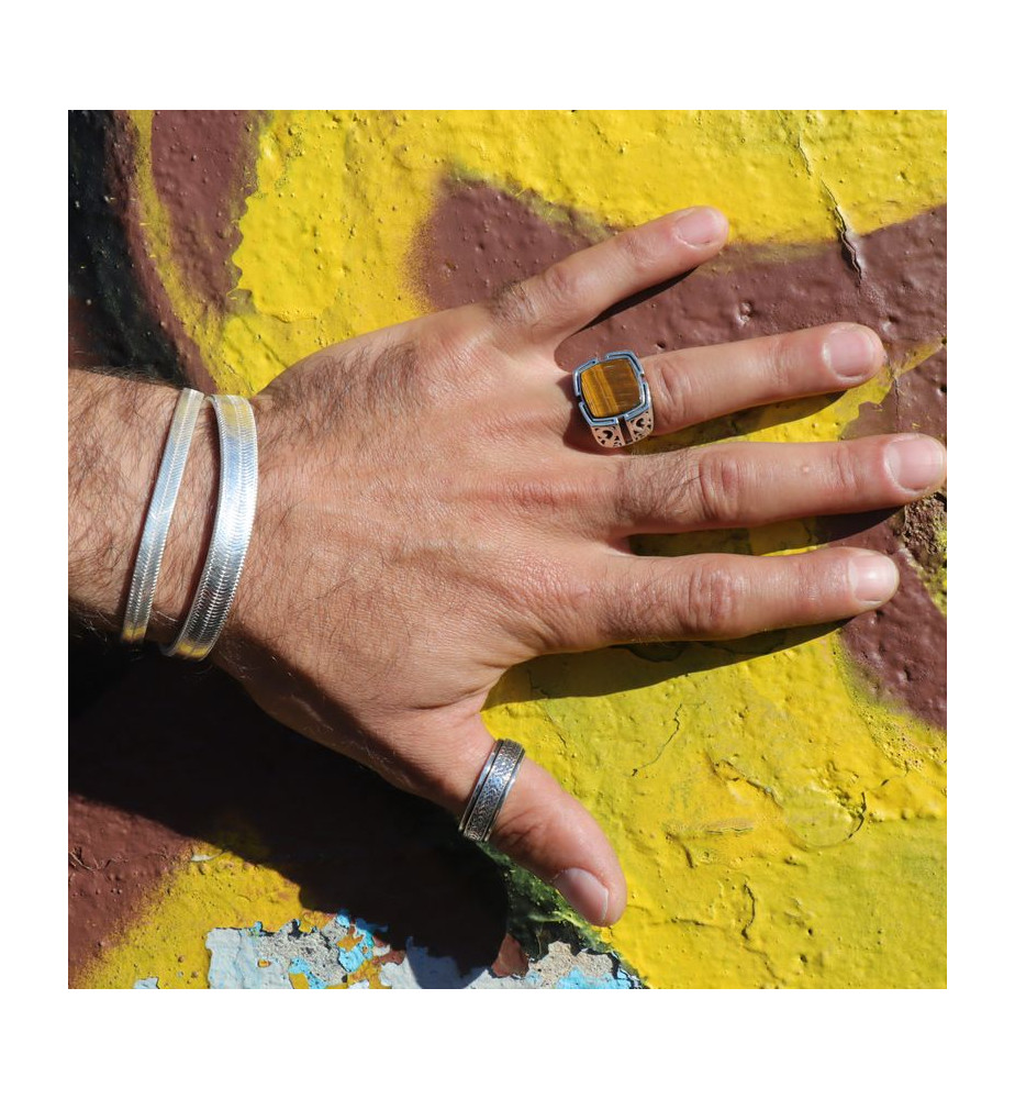 bague homme avec pierre oeil de tigre