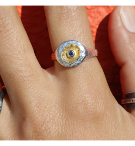 bague avec saphir bleu