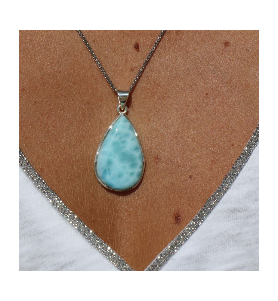 pendant larimar
