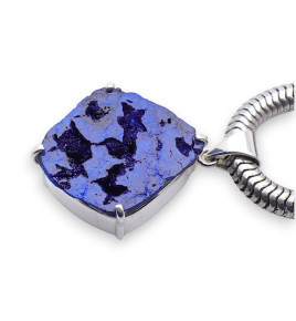 pendentif pierre bleue