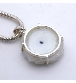 pendentif quartz solaire