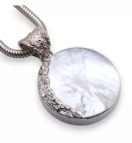 pendentif nacre blanche