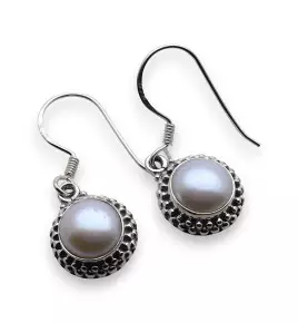 nacre blanche boucles d'oreilles