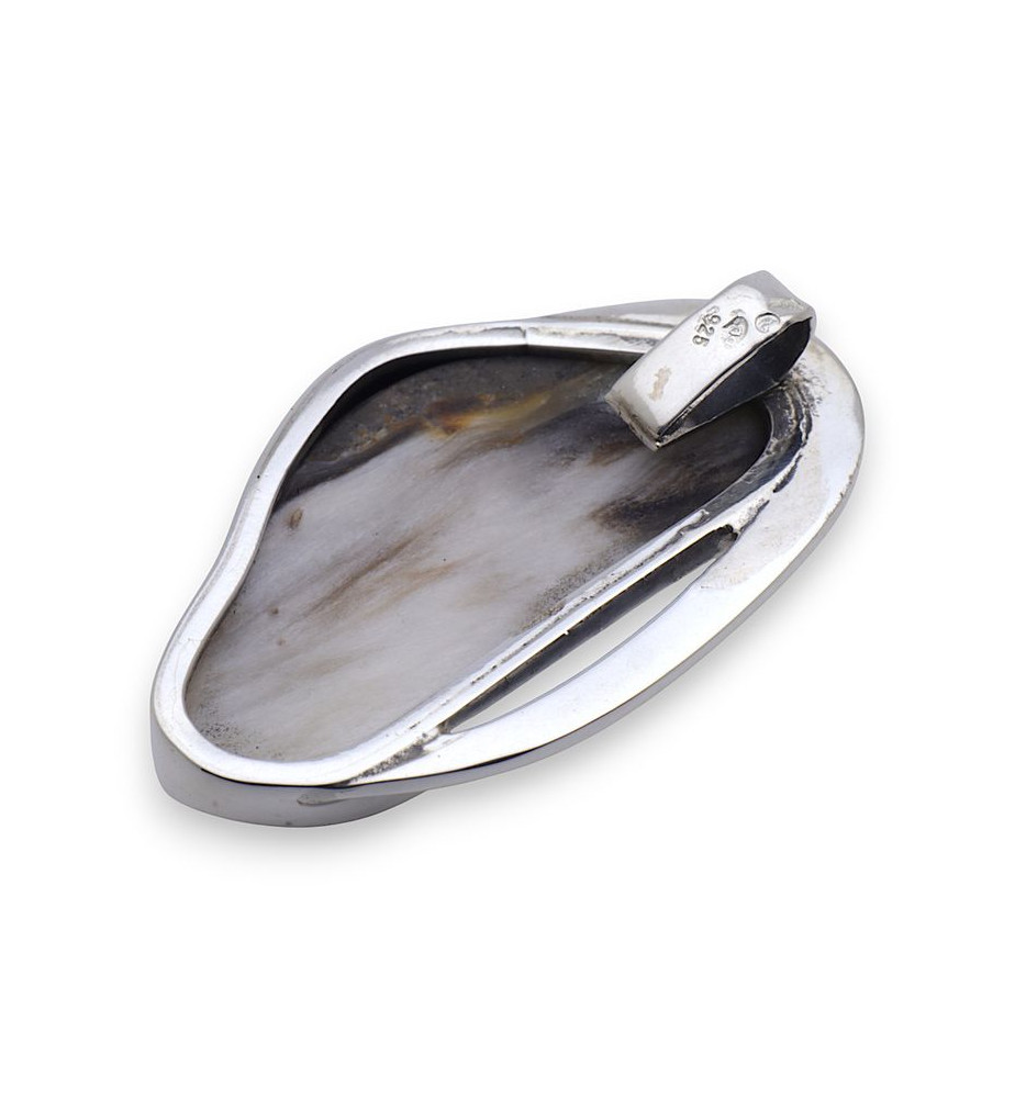 pendentif fossile femme