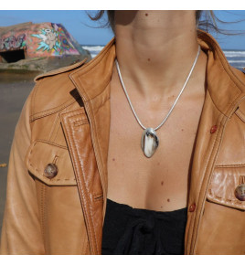 bois pétrifié pendentif