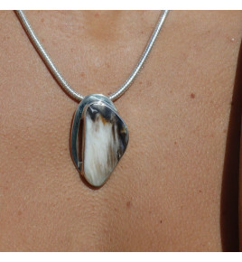 pendentif fossile homme