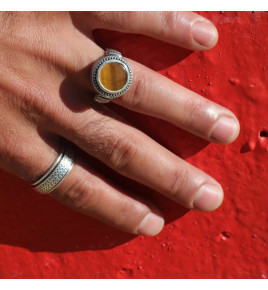 bague homme avec pierre oeil de tigre