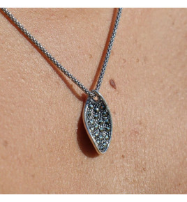 petit pendentif marcassite
