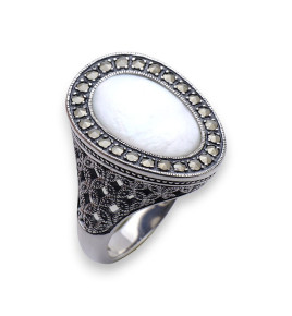 bague nacre