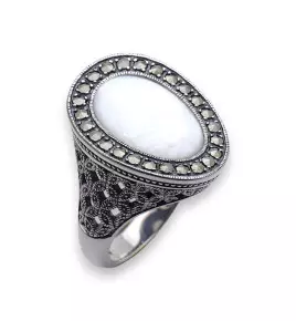 bague nacre