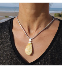 pendentif ambre laiteux jaune