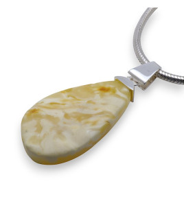 pendentif ambre de la baltique