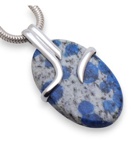 pendentif k2