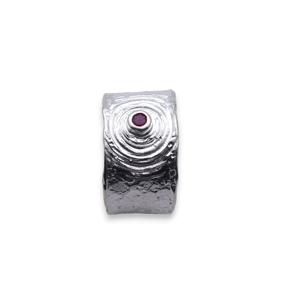 bague rubis moderne