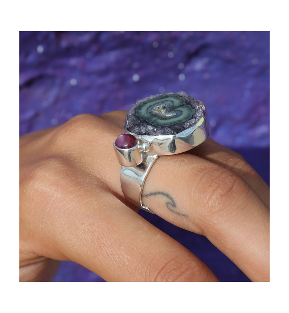 bague améthyste moderne