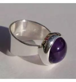 Bague argent et améthyste ronde