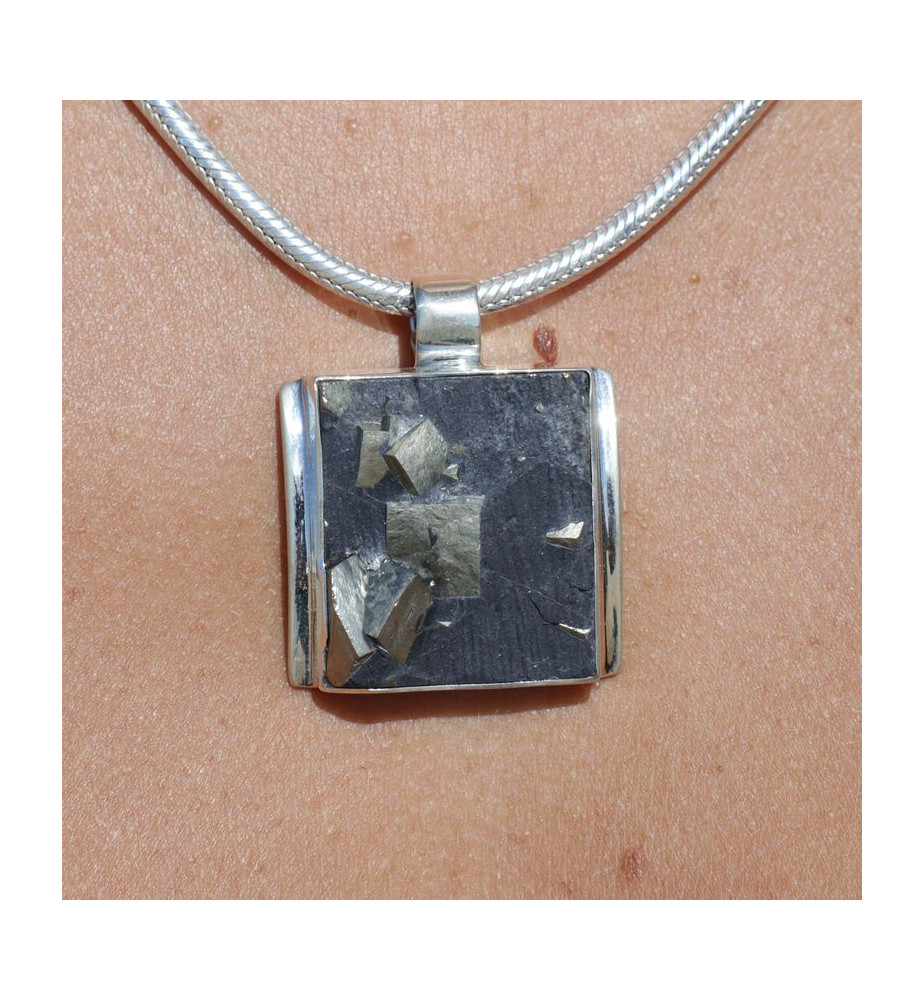 pendentif pyrite