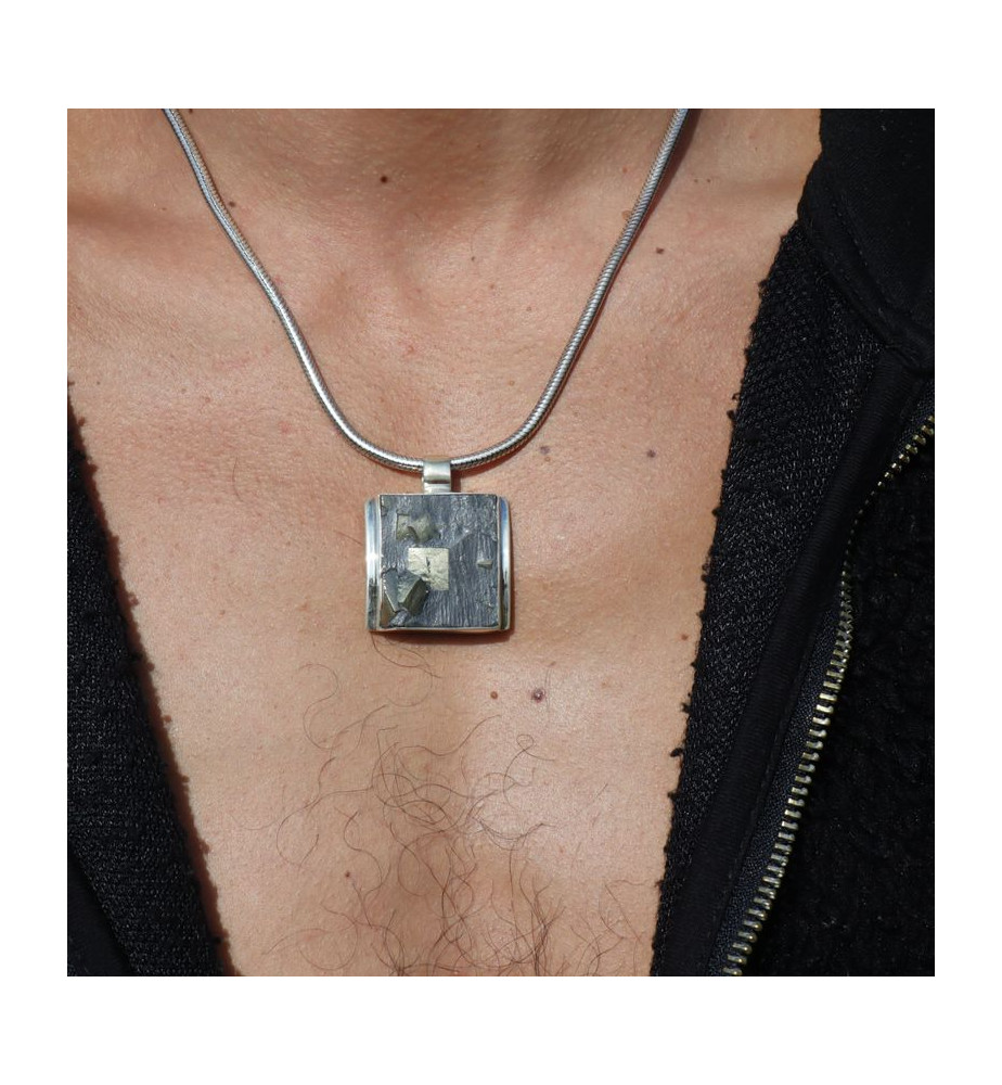 pendentif argent et pyrite sur ardoise homme