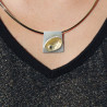 pendentif diamant noir