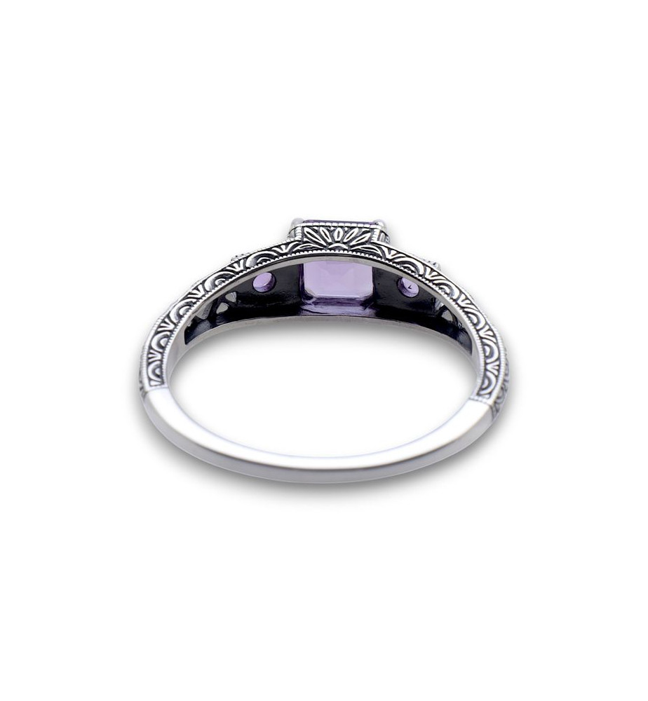 fine bague amethyste argent