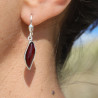 boucles d'oreilles ambre rouge