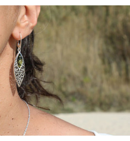 ambre verte boucle d oreille