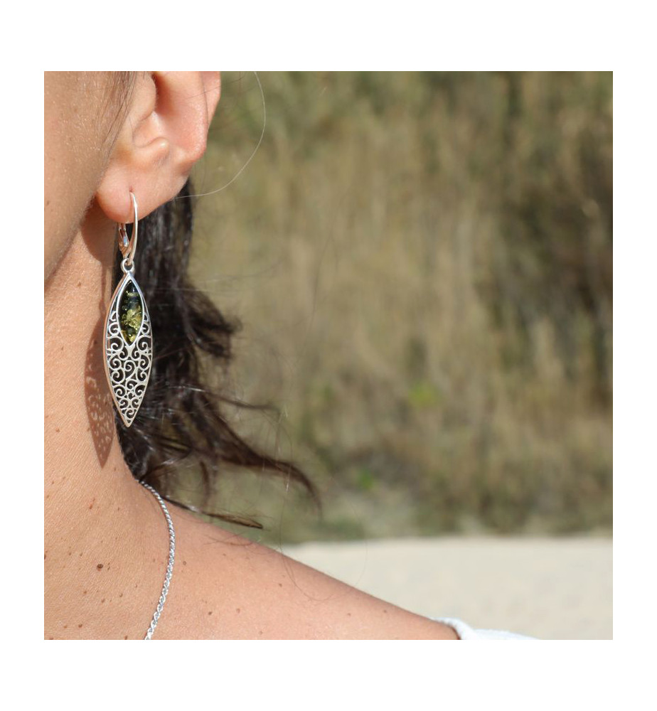 ambre verte boucle d oreille