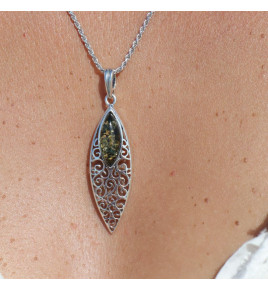 pendentif ambre vert