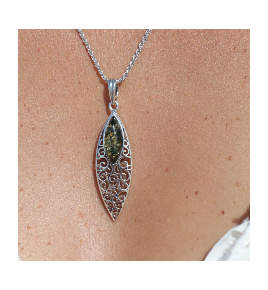 pendentif ambre vert