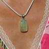 pendentif avec prehnite