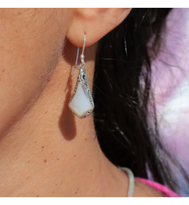 boucles pendantes nacre