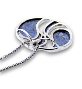 pendentif pierre bleu