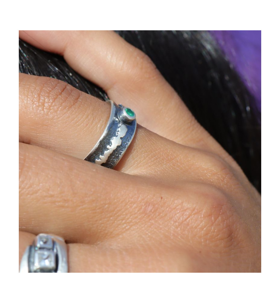 bague argent avec pierre émeraude