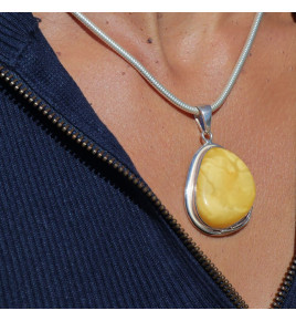pendentif pierre ambre