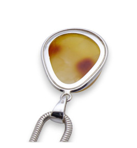 pendentif argent avec ambre