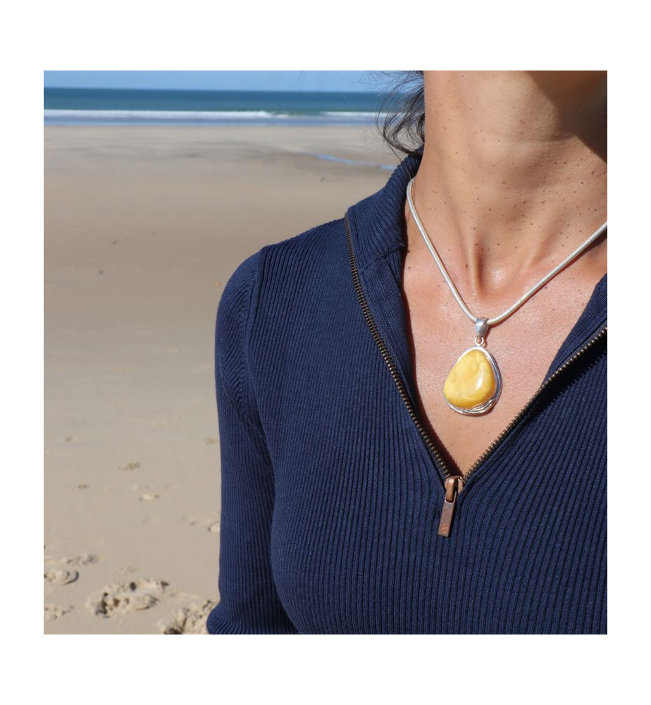 pendentif ambre femme