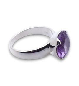 bague améthyste moderne