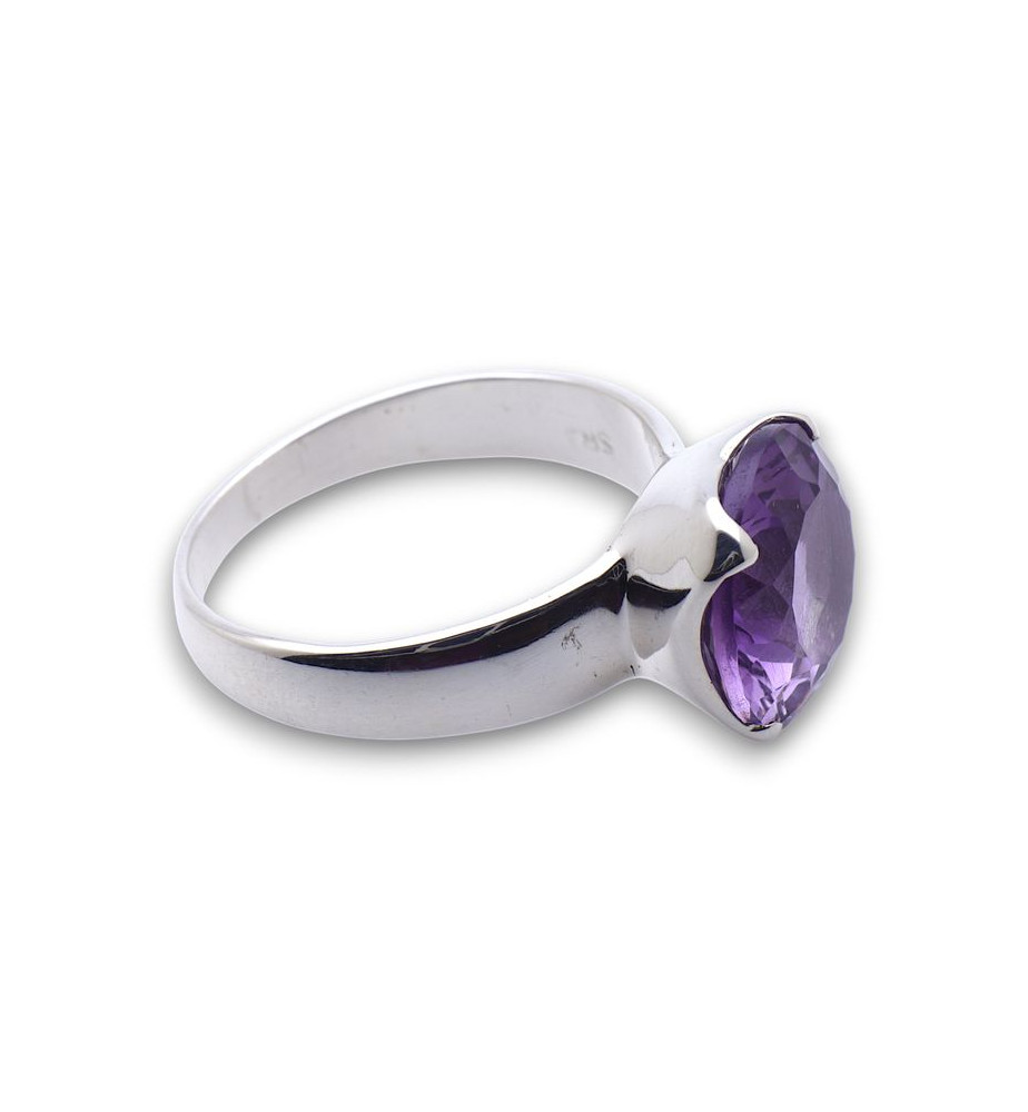 bague améthyste moderne