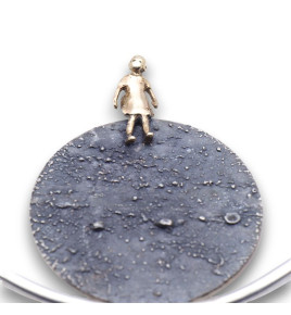 collier argent avec personnage