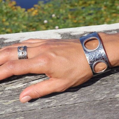 manchette argent martelé femme