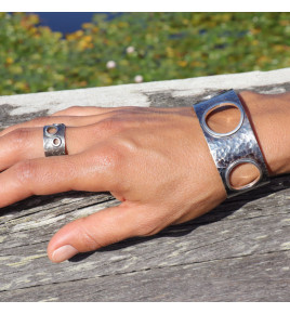 manchette argent martelé femme
