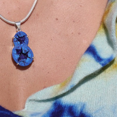 pendentif pierre bleue