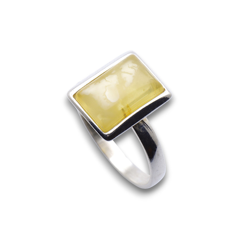 Bague en argent 925 agrémentée d'un ambre jaune baltique