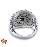 Bague en argent sterling  originale sertie d'un péridot