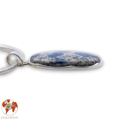 pendentif jaspe k2