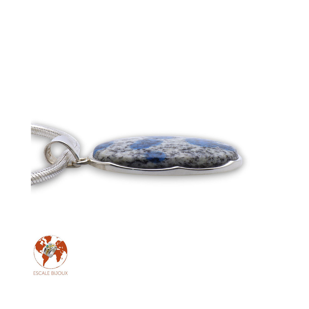 pendentif jaspe k2