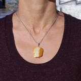ambre jaune bijou